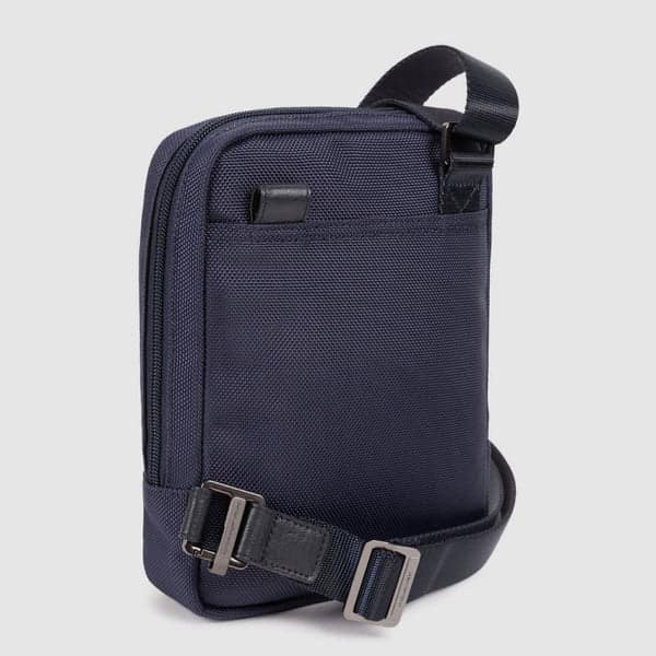 Borsello uomo porta iPad®mini in tessuto riciclato Piquadro BLU - immagine 2