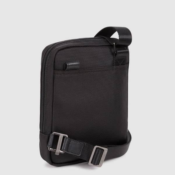 Borsello uomo porta iPad®mini in tessuto riciclato Piquadro NERO - immagine 2